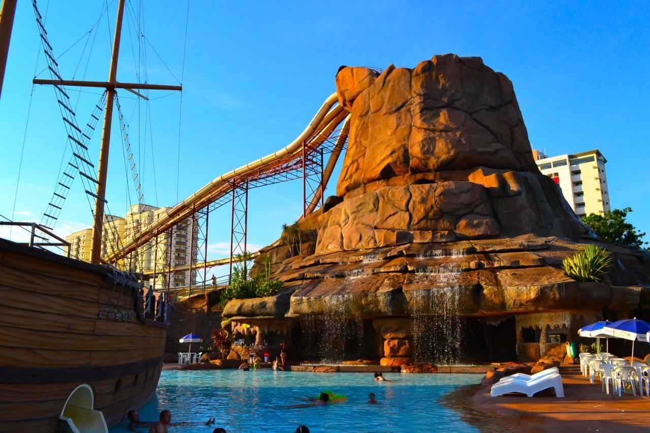 Villas diRoma com um dia de acesso Acqua Park, Splash e Slide Caldas Novas Exterior foto