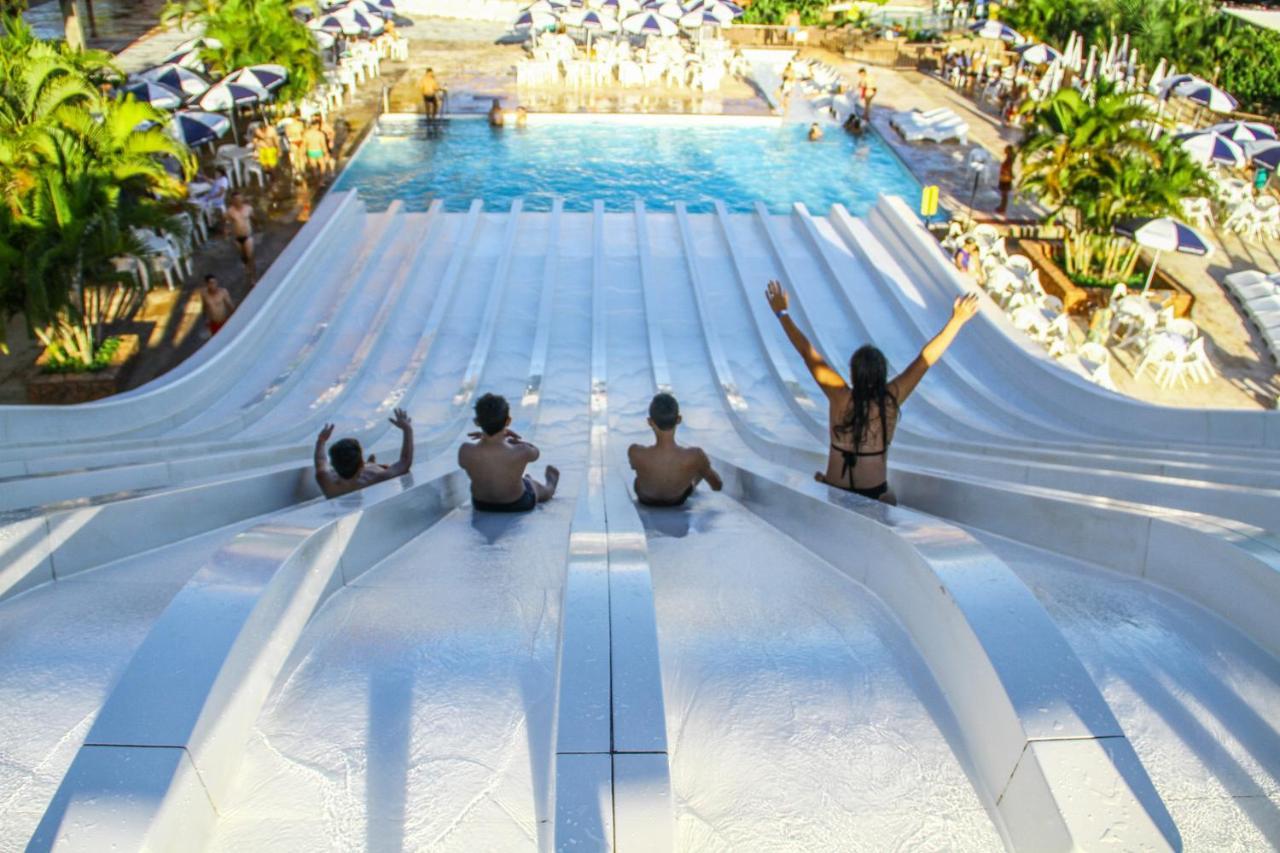 Villas diRoma com um dia de acesso Acqua Park, Splash e Slide Caldas Novas Exterior foto