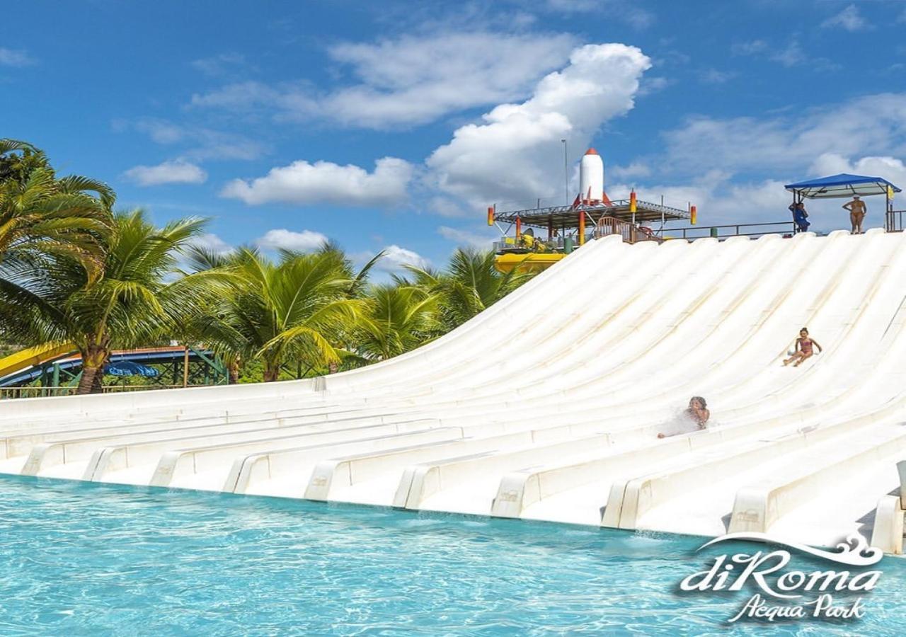 Villas diRoma com um dia de acesso Acqua Park, Splash e Slide Caldas Novas Exterior foto
